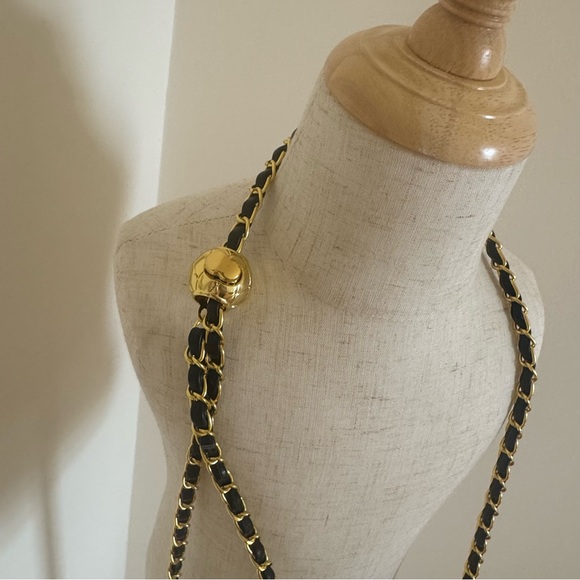 Girls kids black quilted chain ruched crossbody bag - Picture 2 of 9